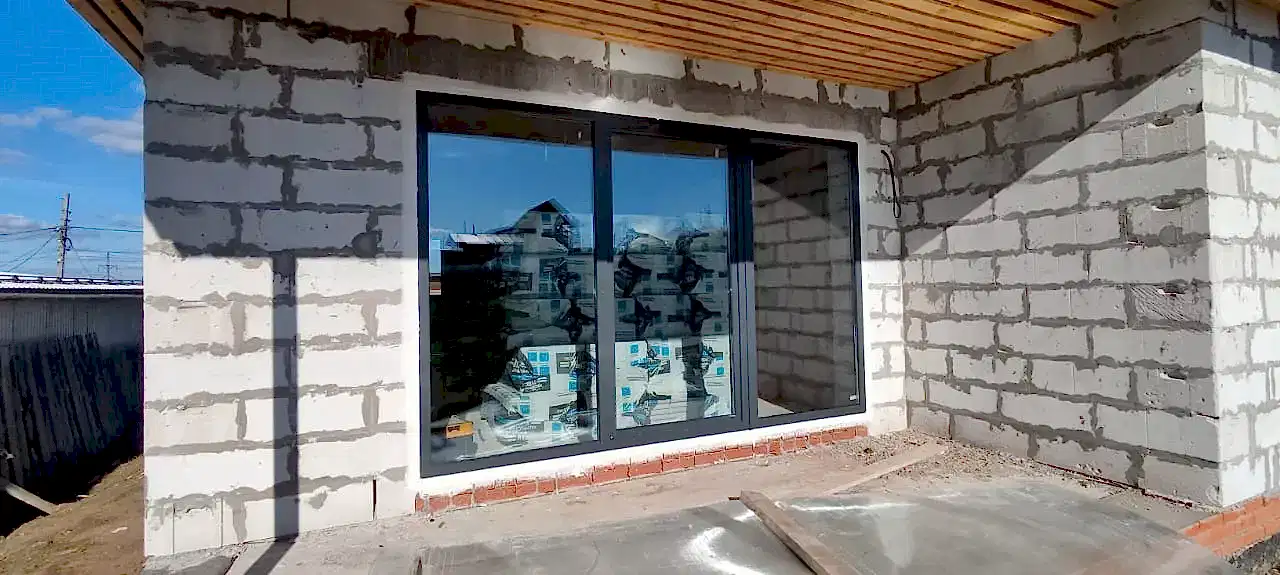 Раздвижные пластиковые двери